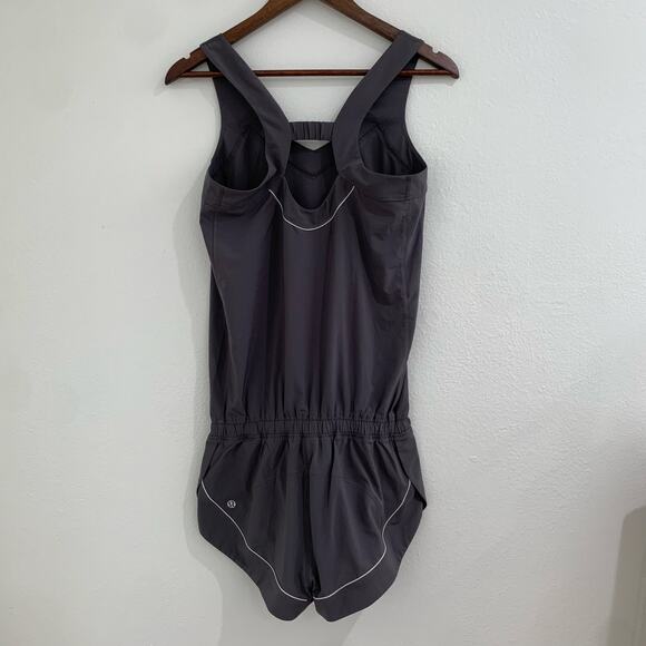 Lululemon Speedy Runsie Romper Womens 6/8 Gray Activewear Running One Piece - Picture 3 of 14